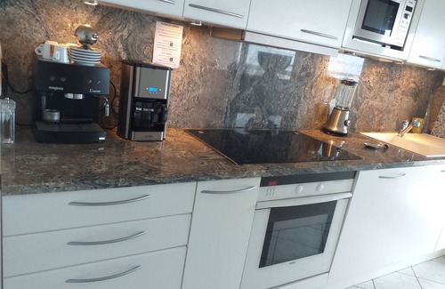 Pornichet Apartment | 65 m2 T3 seafront apartment; very bright, with terrace, 2bedrooms on the ground floor.