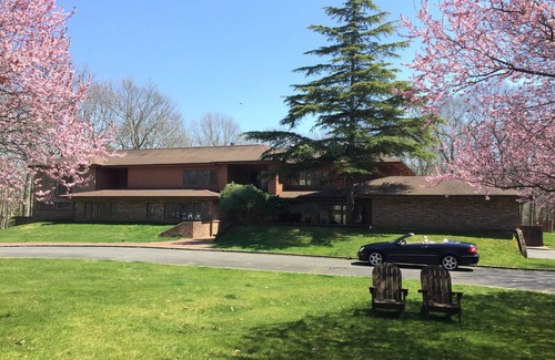 Hampton Bays House | 6500 Sq. Ft. Country Estate