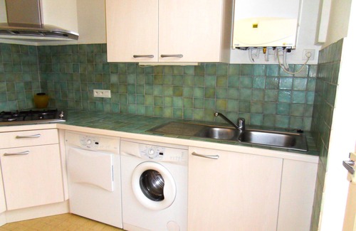 Le Ru Apartment | 65m2 ground floor apartment with garden, all comforts