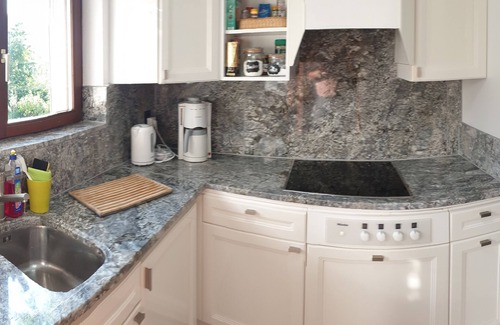 Siglistorf Apartment | 66m² of relaxation between the southern Black Forest, Rhine (Falls), hot springs