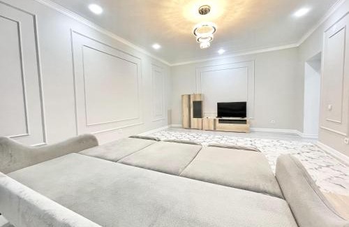 Atyrau Apartment | # 67 Привлекательная и просторная студия