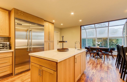 Country Club House | 6BD/4BA Hilltop Home w/Hot Tub, Billiards & Views!