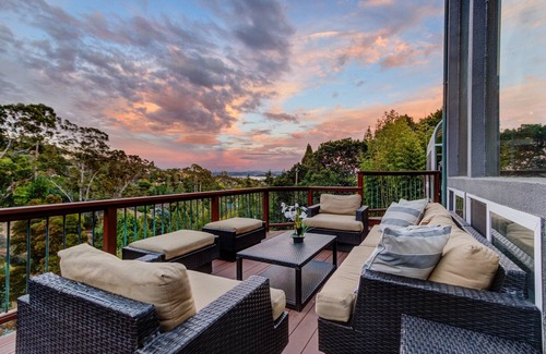 Country Club House | 6BD/4BA Hilltop Home w/Hot Tub, Billiards & Views!