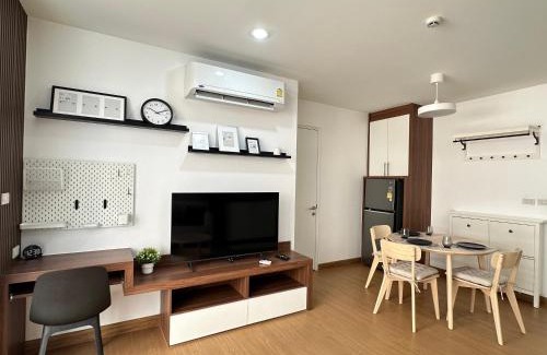 Khlong Toei Nuea Apartment | 6th Avenue Sukhumvit 305 BTS Asoke & Nana MRT Sukhumvit