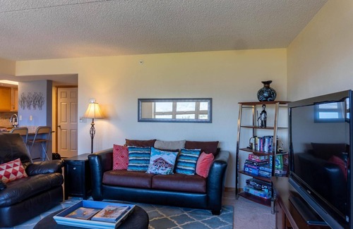 Frisco Condo | 6th Floor Condo with Amazing Lake and Mountain Views!