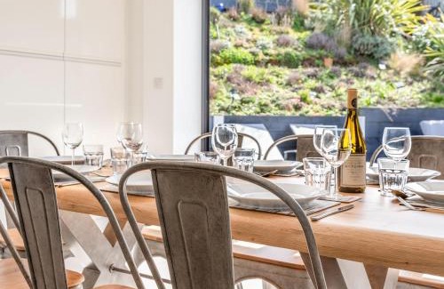 Challaborough House | 7 Beachdown