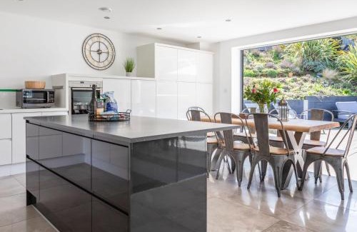 Challaborough House | 7 Beachdown