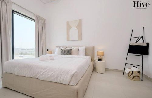 Jebel Ali Apartment | 7 By Aurora 106