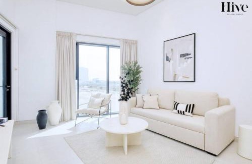 Jebel Ali Apartment | 7 By Aurora 107