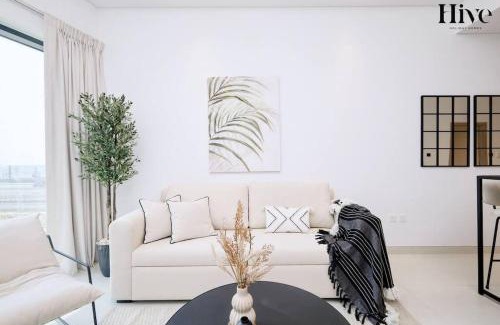 Jebel Ali Apartment | 7 By Aurora 307