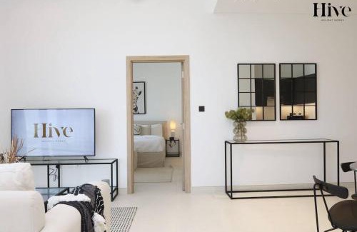 Jebel Ali Apartment | 7 By Aurora 310