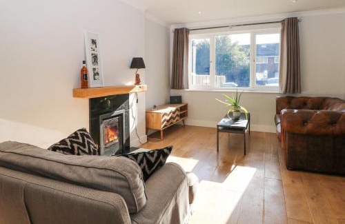 Arundel House | 7 Daltons Place