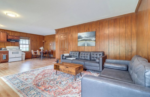 Bedford Apartment | 7 Mi to Downtown Toledo: Cozy Apartment