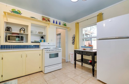 Crystal River Cottage | 7 Mi to Gulf: Home w/Dock Access in Crystal River