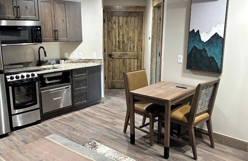 Gatlinburg Villa | 7-Nights in a 1 BR Villa in Gatlinburg w/FREE Water Park Access