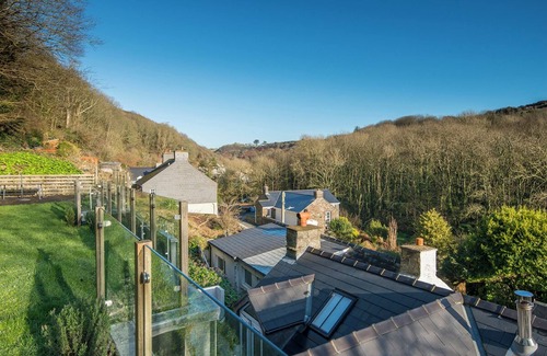 Solva Cottage | 7 Prendergast, Holiday Cottage Solva , Sleeps 6, 4 bedrooms, bathrooms