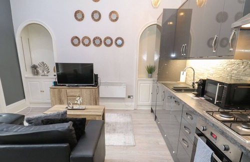 Wakefield Apartment | 7 ST. JOHNS NORTH APARTMENTS, romantic in Wakefield