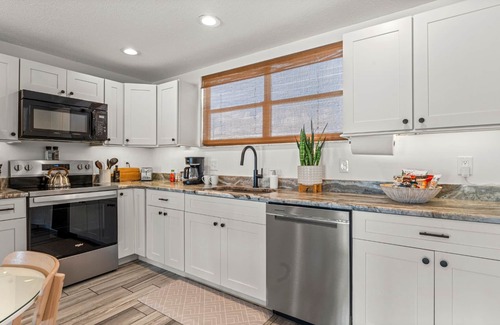 St. Augustine House | 7 Steps to Sand -Beachfront Home on Matanzas Inlet w/Deck, Balcony, Beach Gear