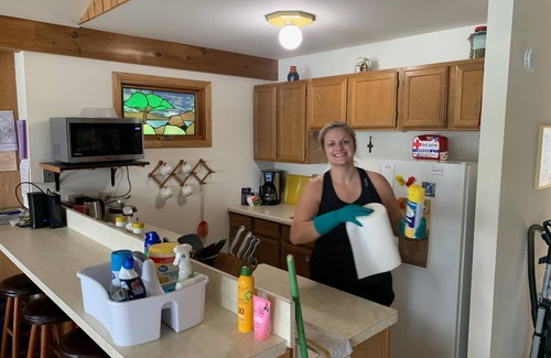 Waupaca Cottage | 70's-80's Vintage Cottage on Round Lake