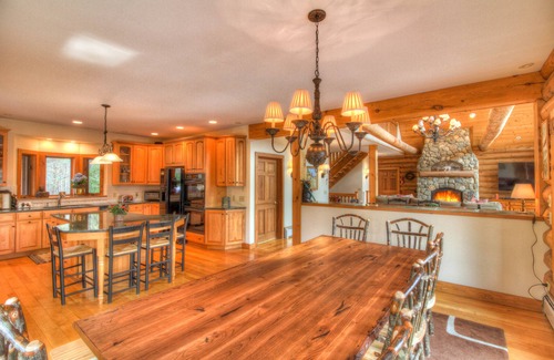 Wilmington House | 7000 Sq.ft. Luxury Log Estate with 10BR, Pool, Game House, Hot Tub & Lake Access