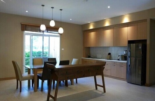 Hua Hin Apartment | #717-N1 2BR villas with pool access