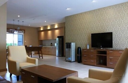 Hua Hin Apartment | #717-N1 2BR villas with pool access