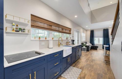 Downtown Dunedin House | 719 Douglas Avenue, Unit D "Skye"