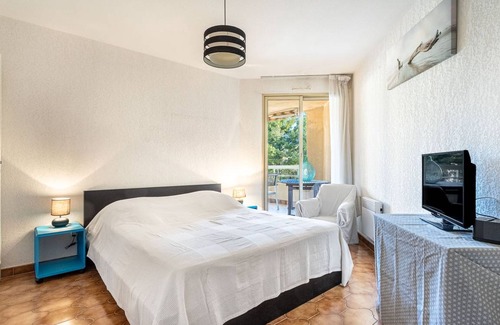 Toulon - Hyeres House | 75 m² House ∙ 1 bedroom ∙ 6 guests