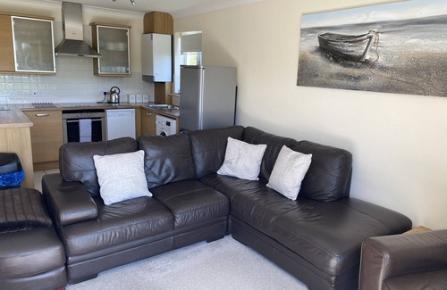 St Neots Apartment | 75 Skipper Way - Little Paxton