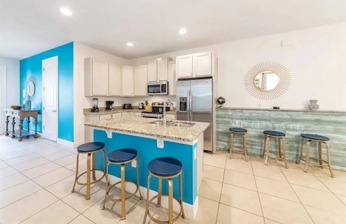 West Kissimmee House | 7601/03 Side-by-Side Villas 15BR 14BA Pools+Games