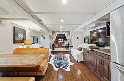 Austin Villa | 7744 Ranch Entire Resort