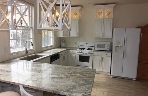 Townsend's Inlet Condo | 7904 Central Avenue East