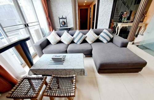 Khlong Toei Nuea Apartment | 7B - 5 Bedroom Downtown Penthouse with shared Pool