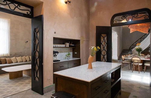 Centro House | 7BD, Amazing Restored House near Cathedral