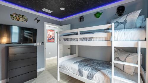Four Corners House | 7BD No Carpet Home with Pool Spa BBQ and Game Room
