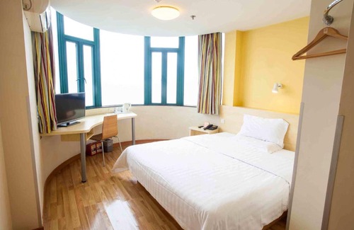 Daiyue Hotel | 7Days Inn Shizheng Square