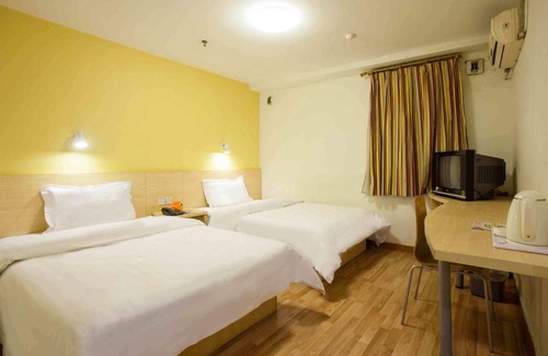 Shen He Hotel | 7Days Inn Wuai Market