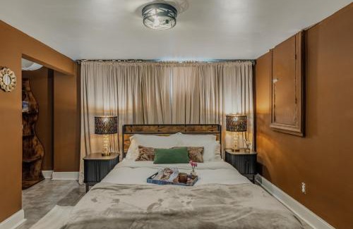 Landover Hills Apartment | 7even Clouds Éclair- Cozy basement nest near NE DC