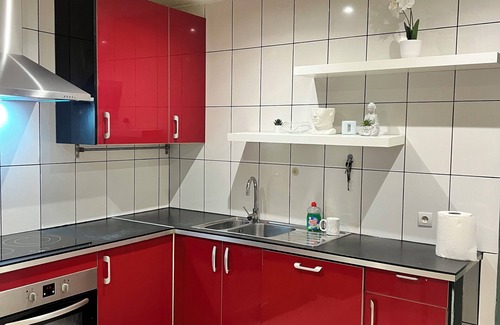 Sarcelles House | 8-bedroom house