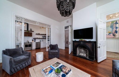 Cannonborough Elliotborough House | 8 Bedroom Retreat in the Heart of Downtown Charleston