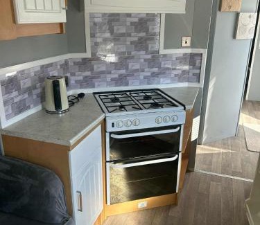 Chapel Saint Leonards Other | 8 Berth 3 bed caravan pet friendly TP56