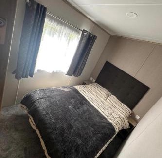 Cayton Bay House | 8 Guests - Pets accepted - Seaglass Cayton Bay
