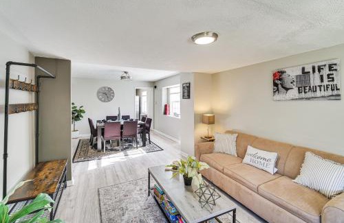 Cleveland House | 8 Mi to Dtwn Cleveland Family Home