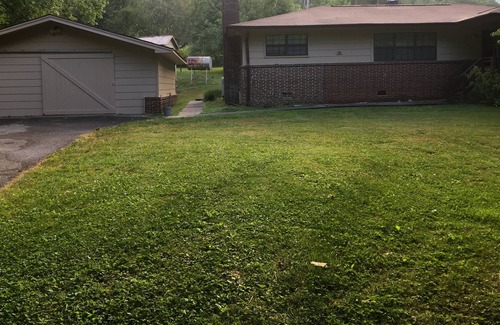 Robbinsville Other | 8 miles from the Tail Of The Dragon with Fire pit and 6 burner Grill