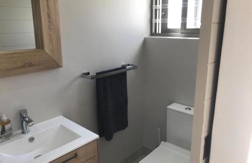 Linkside Apartment | 80 on Rodger