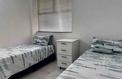 Amanzimtoti Apartment | 802 Dromedaris On The Beach