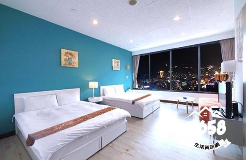 Kaohsiung City Centre Hotel | 85 Happy Holiday