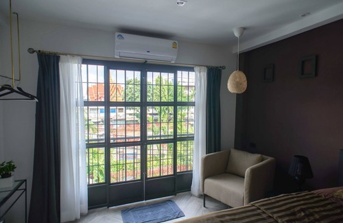 Wat Sam Phraya House | 87 Oldtown @ River Pier