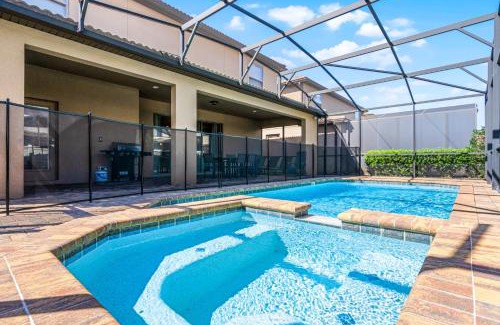 Four Corners House | 8895 QIN LOOP KISSIMMEE 8BEDS