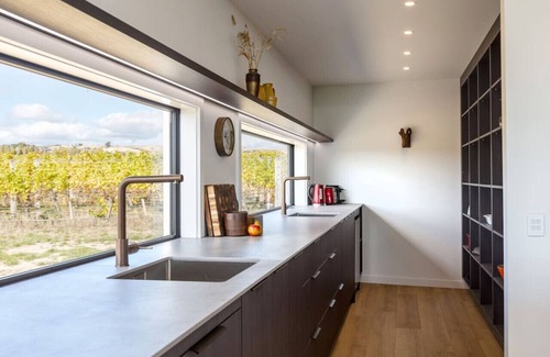 Dyerville House | 89 In The Vines, Martinborough